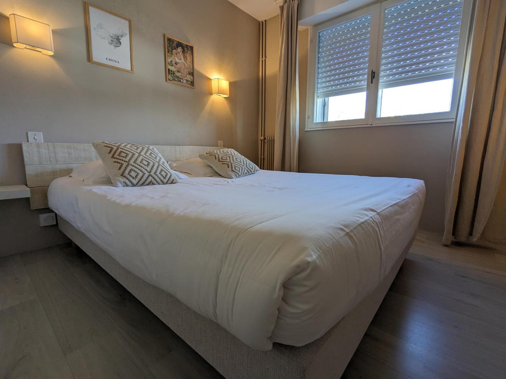 Fuzei Hotel Lorient-ลาเนสแตร์ ภายนอก รูปภาพ